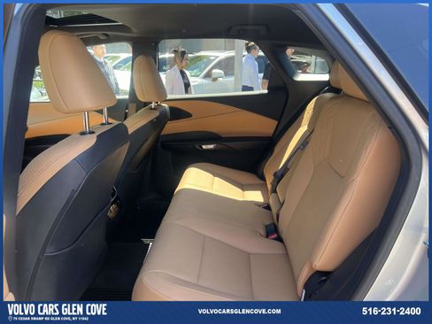 Used 2023 Lexus RX 350 Premium w/ Accessory Package AWD/4WD image 10