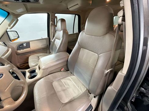 Used 2005 Ford Expedition Eddie Bauer RWD image 16