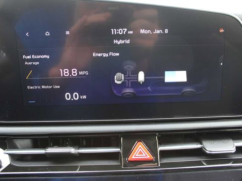 New 2025 Kia Niro EX image 45