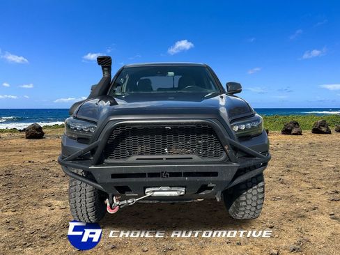 Used 2019 Toyota Tacoma TRD Off-Road image 11
