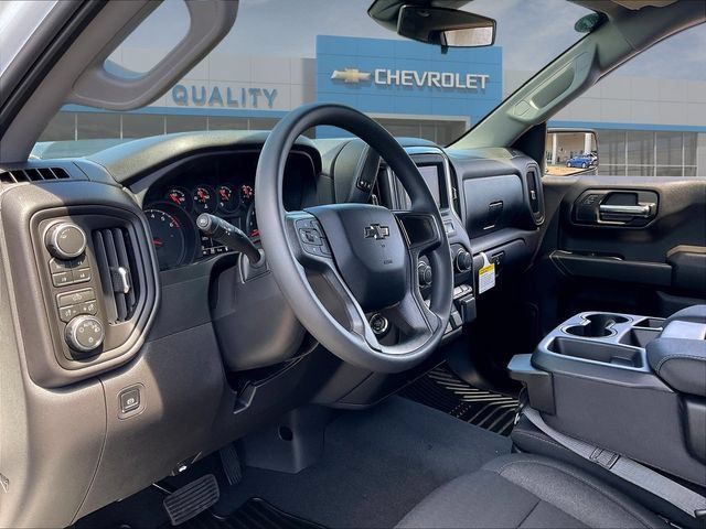 Used 2026 Chevrolet Silverado 1500 Custom Trail Boss w/ Turbomax Blackout Package AWD/4WD image 9