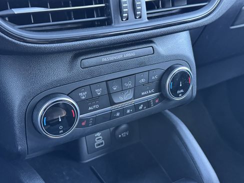 New 2026 Ford Escape ST-Line Select image 18