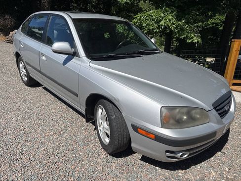 Used 2004 Hyundai Elantra GT FWD image 7