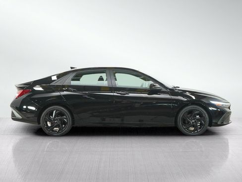 Certified 2026 Hyundai Elantra SEL FWD image 6