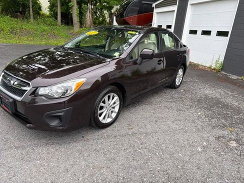 Used 2013 Subaru Impreza 2.0i Premium w/ All-Weather Pkg AWD/4WD image 2