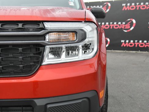 Used 2023 Ford Maverick XLT image 11