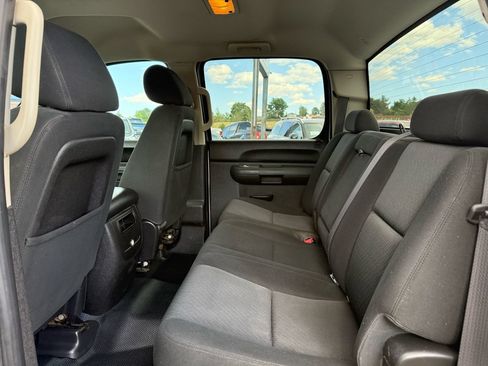 Used 2012 Chevrolet Silverado 1500 LT AWD/4WD image 18