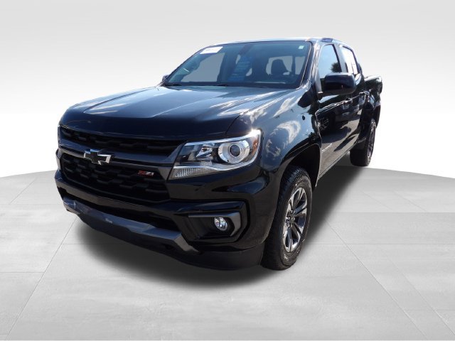 Used 2022 Chevrolet Colorado Z71 AWD/4WD image 3