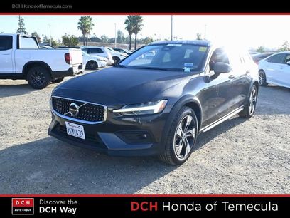 Used 2024 Volvo V60 B5 Cross Country Plus