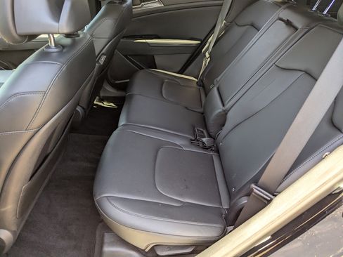 Certified 2023 Kia Sportage SX image 16