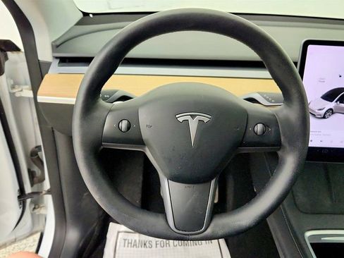 Used 2021 Tesla Model Y Long Range AWD/4WD image 13