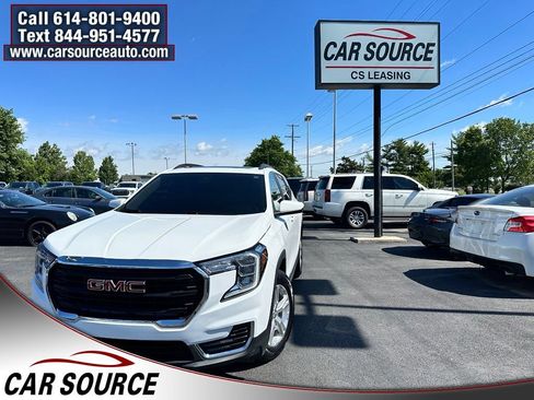 Used 2022 GMC Terrain SLE w/ Driver Convenience Package FWD image 1