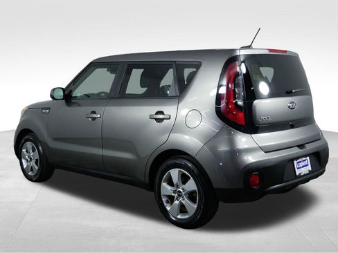 Certified 2019 Kia Soul Base w/ Convenience Package image 7