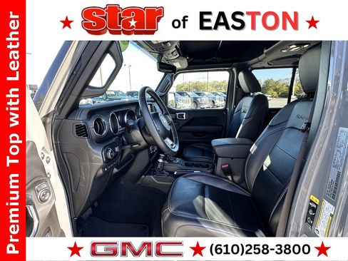 Used 2023 Jeep Wrangler Unlimited Sahara w/ Cold Weather Group image 14