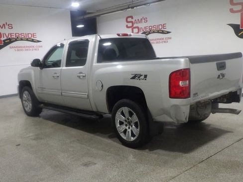 Used 2010 Chevrolet Silverado 1500 LTZ w/ Convenience Package AWD/4WD image 2
