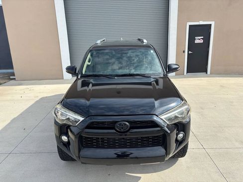 Used 2016 Toyota 4Runner SR5 Premium AWD/4WD image 9