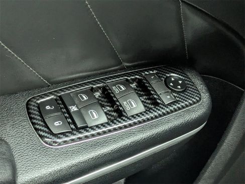 Used 2019 Dodge Charger R/T w/ Plus Group image 25