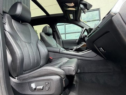 Used 2019 BMW X5 xDrive40i w/ Premium Package 2 AWD/4WD image 21