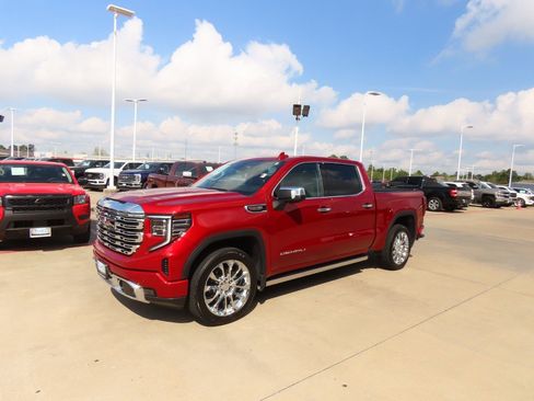 Used 2023 GMC Sierra 1500 Denali image 2