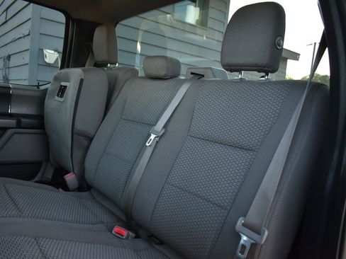 Used 2017 Ford F150 XLT AWD/4WD image 22