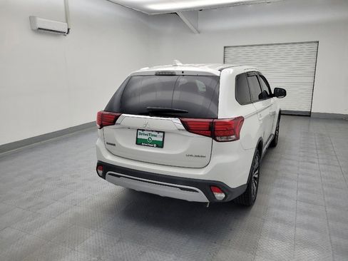 Used 2019 Mitsubishi Outlander ES AWD/4WD image 7