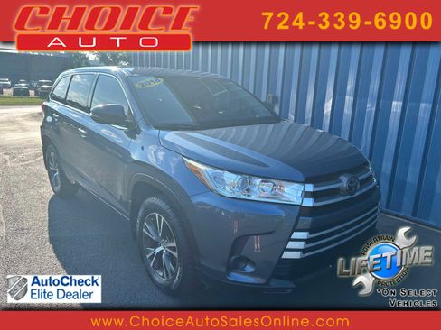 Used 2018 Toyota Highlander LE image 1