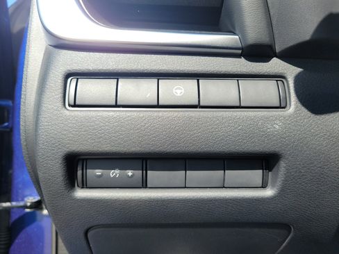 Certified 2022 Nissan Rogue SV FWD image 21