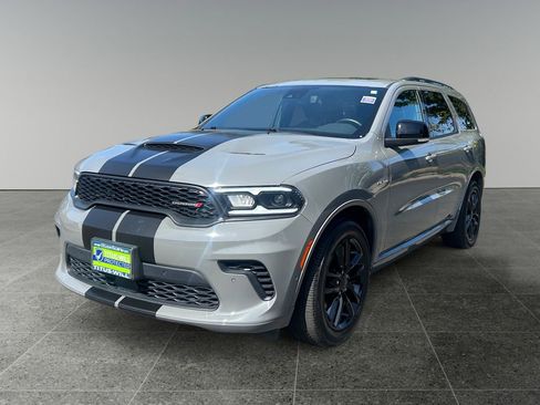 Used 2025 Dodge Durango R/T AWD/4WD image 4