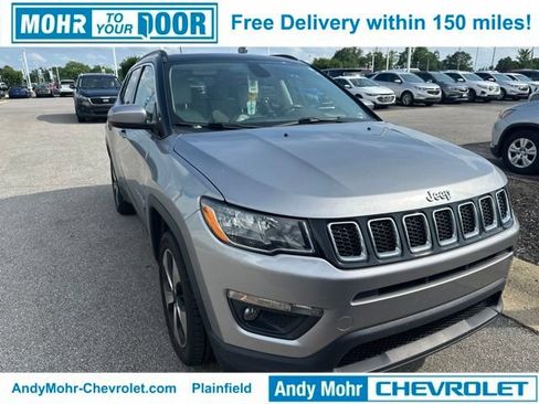 Used 2018 Jeep Compass Latitude w/ Popular Equipment Group AWD/4WD image 4