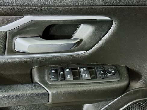 Used 2023 RAM 1500 Big Horn AWD/4WD image 23