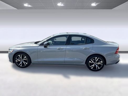 Certified 2025 Volvo S60 B5 Plus image 2