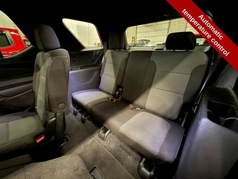 Used 2023 Chevrolet Traverse LT w/ Rear Camera Mirror Package AWD/4WD image 37