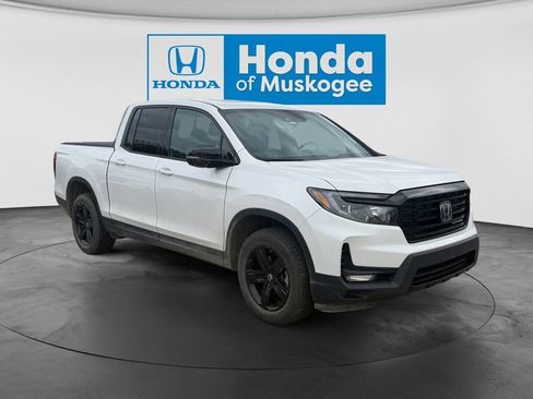 Used 2023 Honda Ridgeline Black Edition image 2