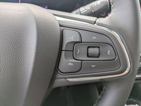 New 2026 Buick Envista Sport Touring FWD image 23