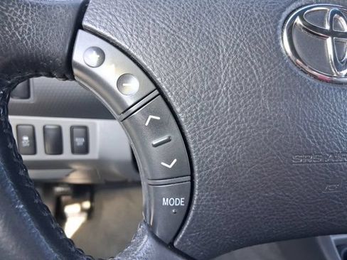 Used 2011 Toyota Tacoma 4x4 Double Cab w/ SR5 Pkg #2 image 21