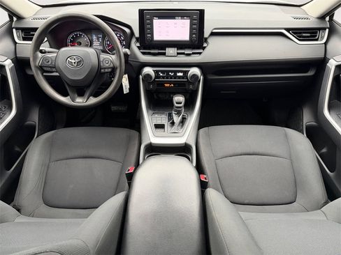 Used 2019 Toyota RAV4 LE image 16