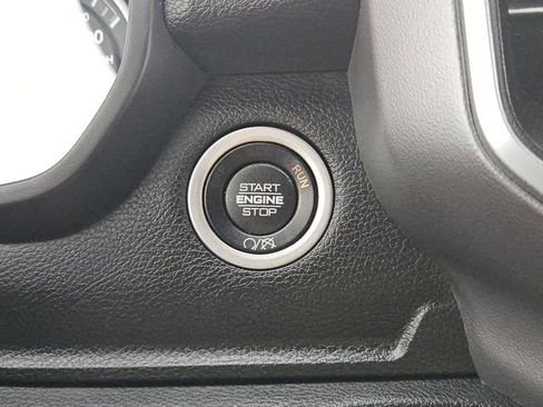 Used 2024 RAM 2500 Big Horn AWD/4WD image 19