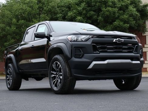 New 2026 Chevrolet Colorado Trail Boss AWD/4WD image 1