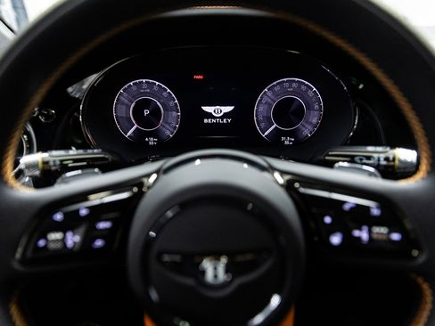 Used 2025 Bentley Continental GT Mulliner image 23