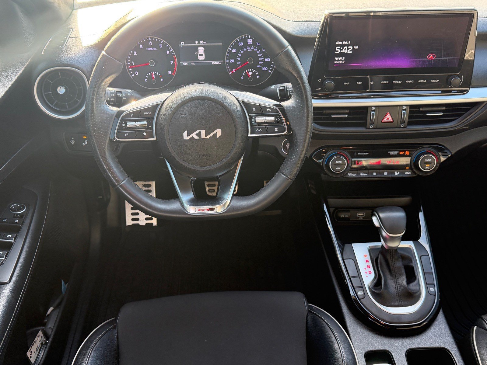 Certified 2024 Kia Forte GT-Line FWD image 29