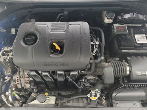 Used 2019 Hyundai Elantra SE FWD image 30