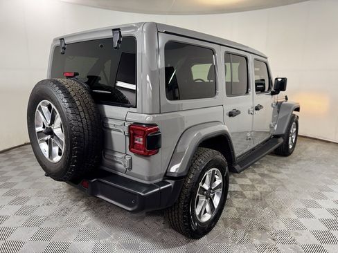 Used 2021 Jeep Wrangler Unlimited Sahara image 5