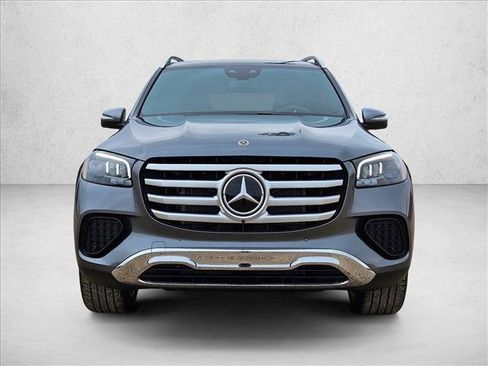 New 2026 Mercedes-Benz GLS 450 4MATIC image 6