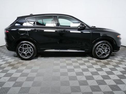 New 2025 Alfa Romeo Tonale image 23