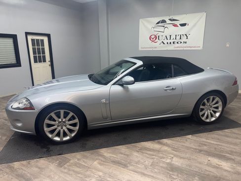 Used 2009 Jaguar XK Convertible RWD image 4