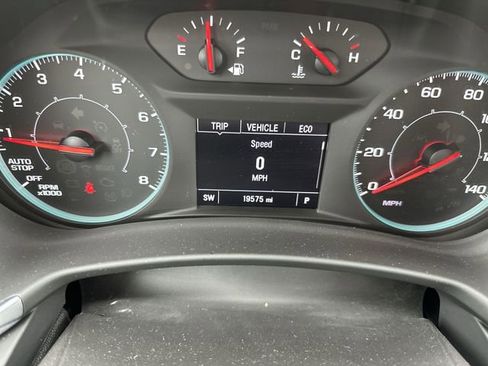 Certified 2024 Chevrolet Equinox LS AWD/4WD image 12