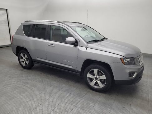 Used 2017 Jeep Compass High Altitude FWD image 11