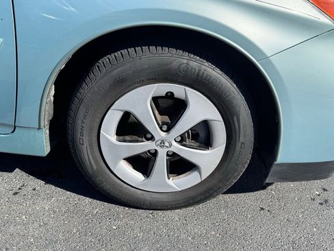 Used 2014 Toyota Prius Three image 24