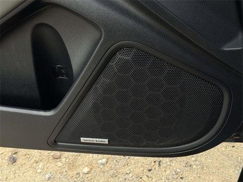 Used 2021 Subaru Legacy Limited image 18