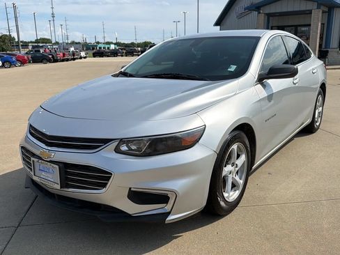Used 2018 Chevrolet Malibu LS FWD image 29